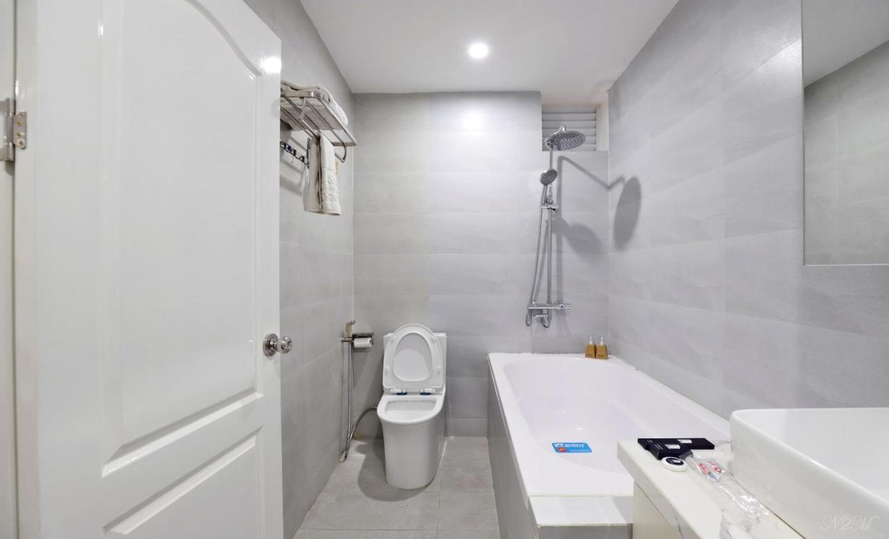 Luxe Paradise Residence 19 To Ngoc Van Ханой Екстериор снимка